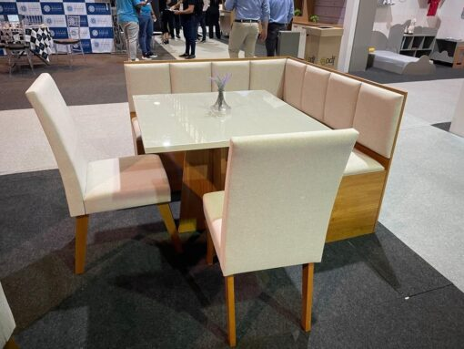 Conjunto Canto Alemão + Mesa Mon/Soberano Mel/Blonde + 2 Cadeiras Milão