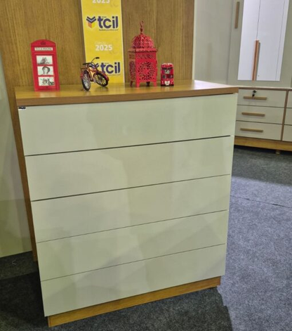 Cômoda 5 Gavetas Everest Cinamono/Off White